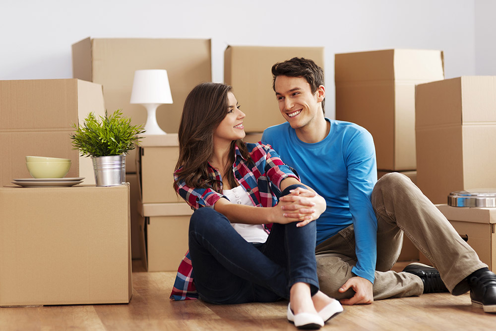 Couple moving in house Couple moving in house